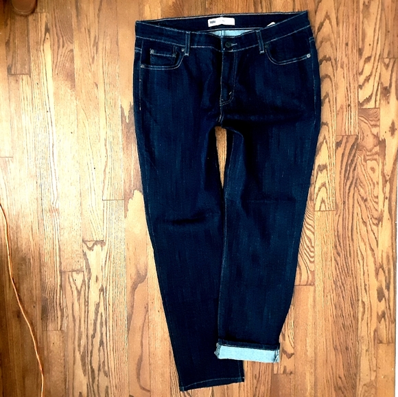 Levi's Mid Rise Skinny Leg Size 16 NWOT - Picture 3 of 13